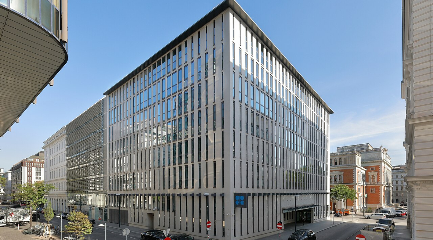 לצפייה בכתבה פרישת האמירויות מאופ